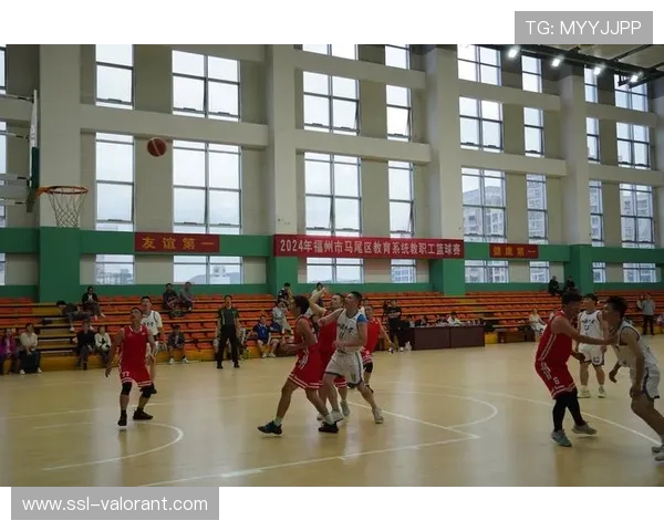 职工篮球赛遵循-友谊第一比赛第二-宗旨，增进各班友谊