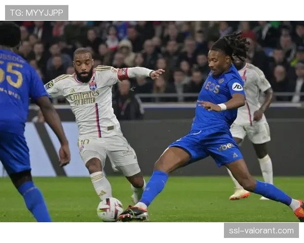 战术前瞻：尼斯客战里昂，区域结合盯人防守成限制拉卡泽特关键